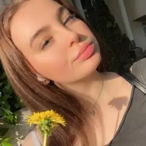 Klara Luana Profile Picture