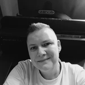 Alena Profile Picture