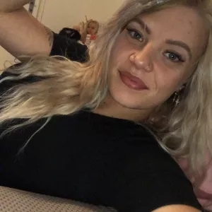 Agata Neshodova Profile Picture