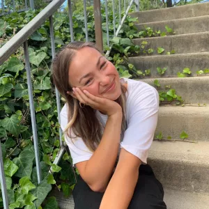 Zuzana V Profile Picture