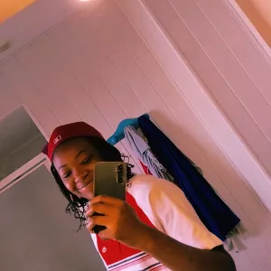 Leaticia Atangana Profile Picture