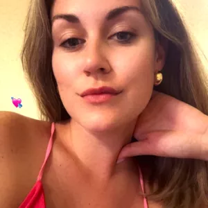 Sarah Ustie Profile Picture