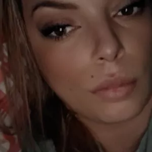 Marie Husarova Profile Picture