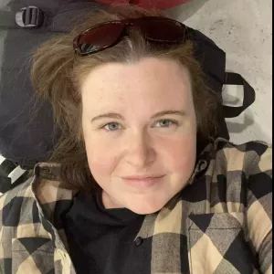 Julie Profile Picture