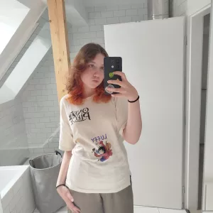 Veronika Profile Picture